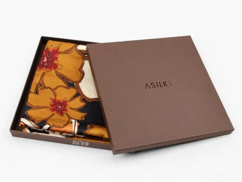 ASILK绣都咖啡色丝巾包装盒展示细节