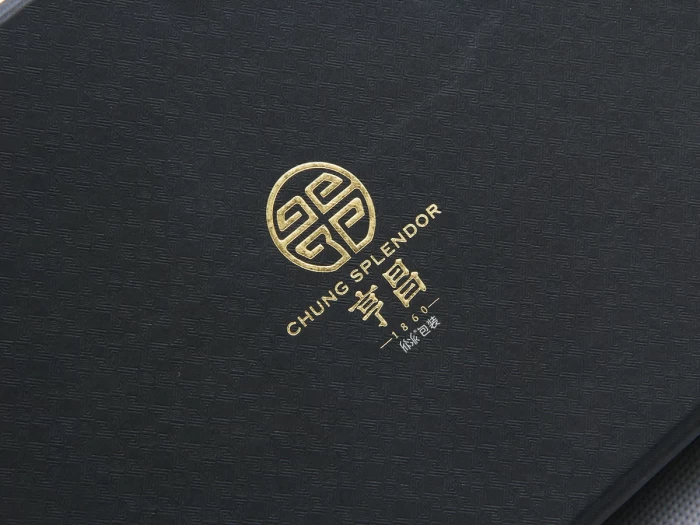 丝绸丝巾包装盒-烫金Logo
