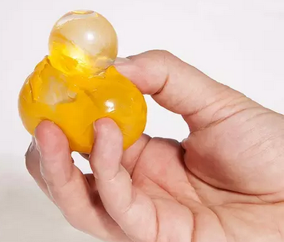 矿泉水球