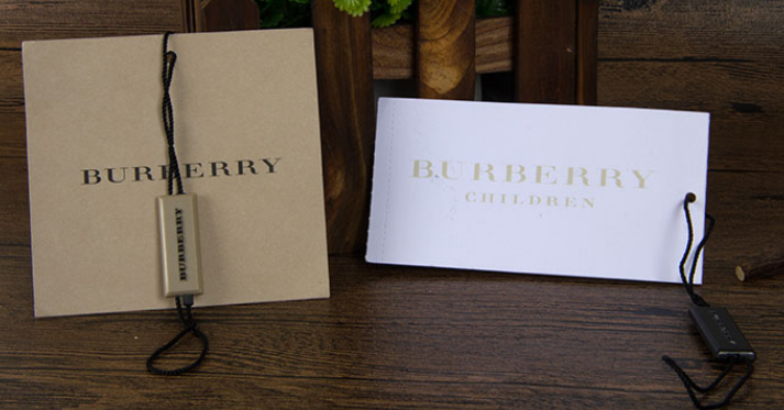 Burberry吊牌