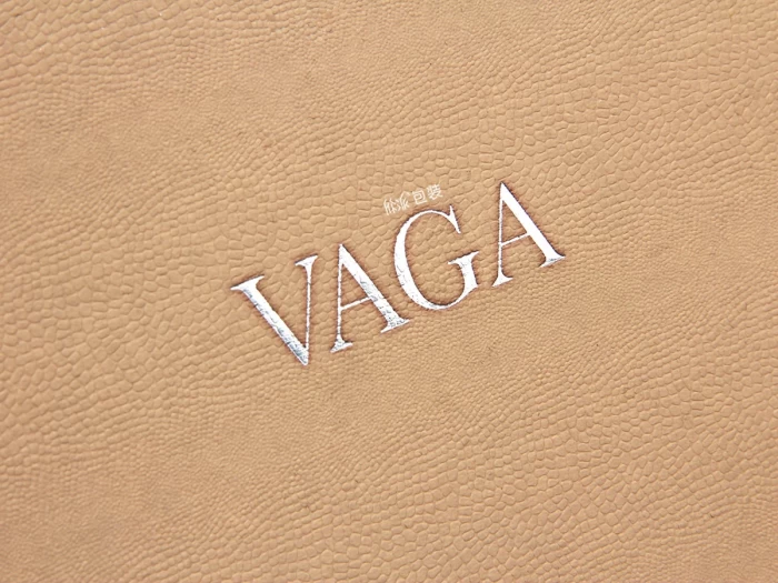 VAGA衬衫盒Logo工艺