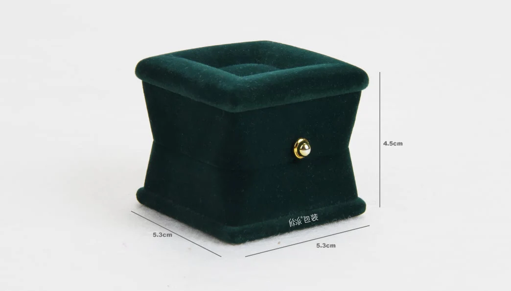 宝石绿首饰戒指盒三维尺寸图