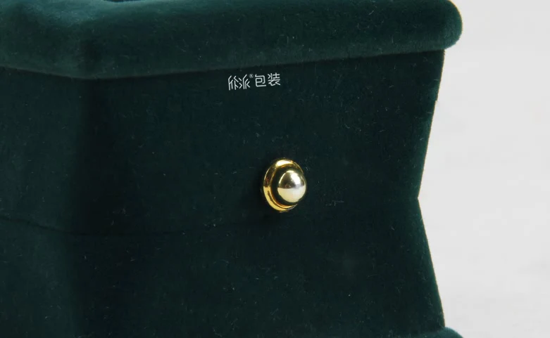 宝石绿戒指盒金属戒指锁