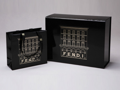 FENDI服装包装盒