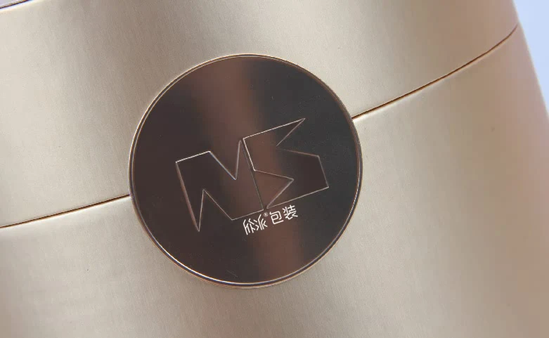 金银卡纸圆筒礼盒logo标识